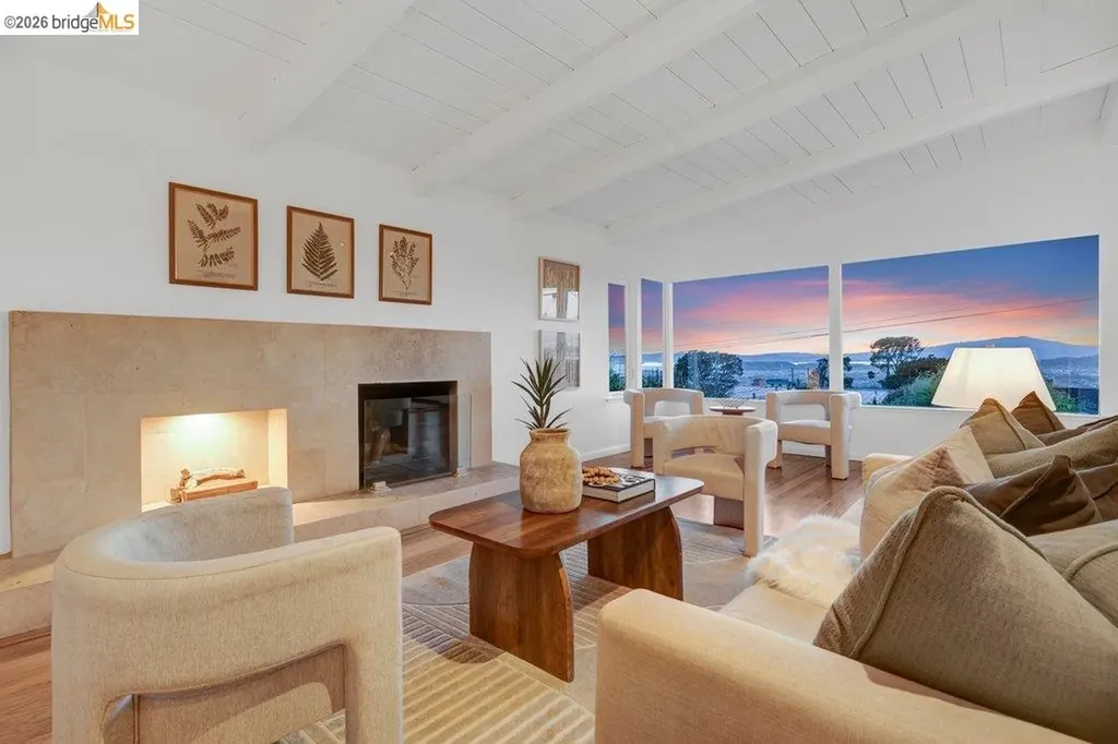 2728 Del Monte Avenue El Cerrito CA 94530