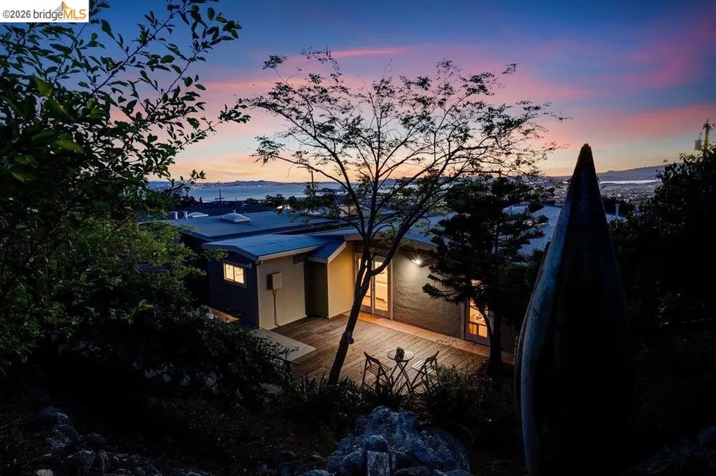 2728 Del Monte Avenue El Cerrito CA 94530