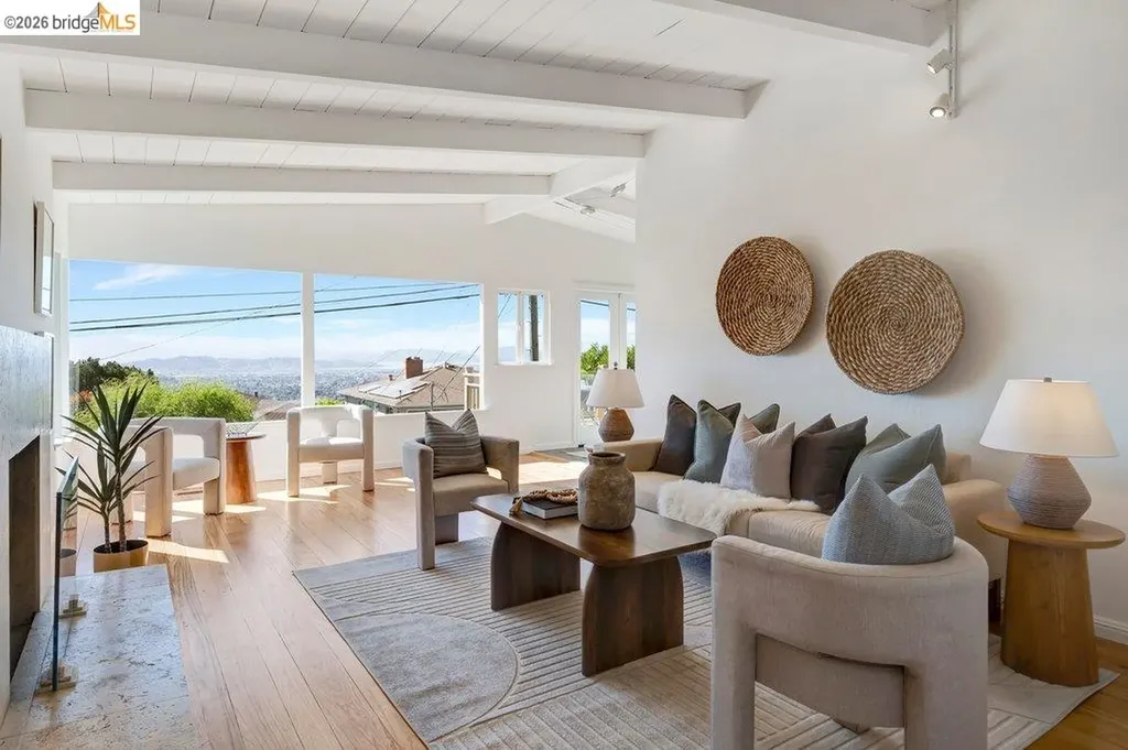 2728 Del Monte Avenue El Cerrito CA 94530