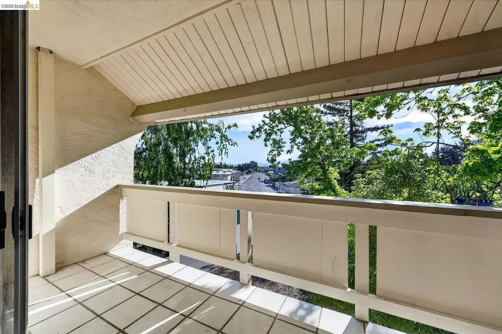 1305 Boulevard Way Walnut Creek CA 94595