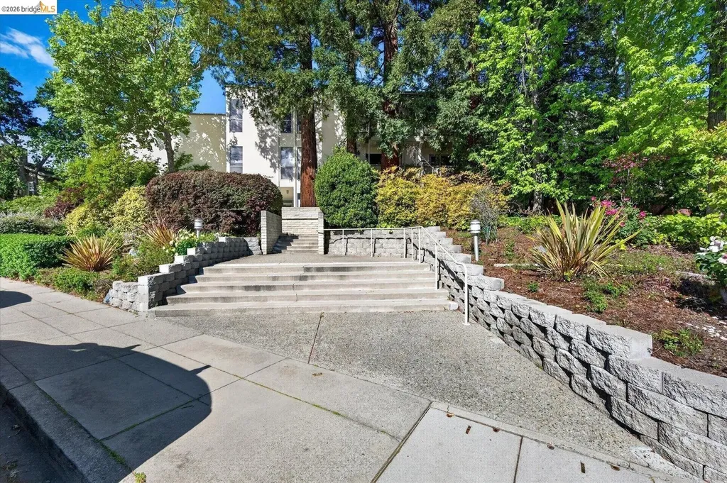 1305 Boulevard Way Walnut Creek CA 94595