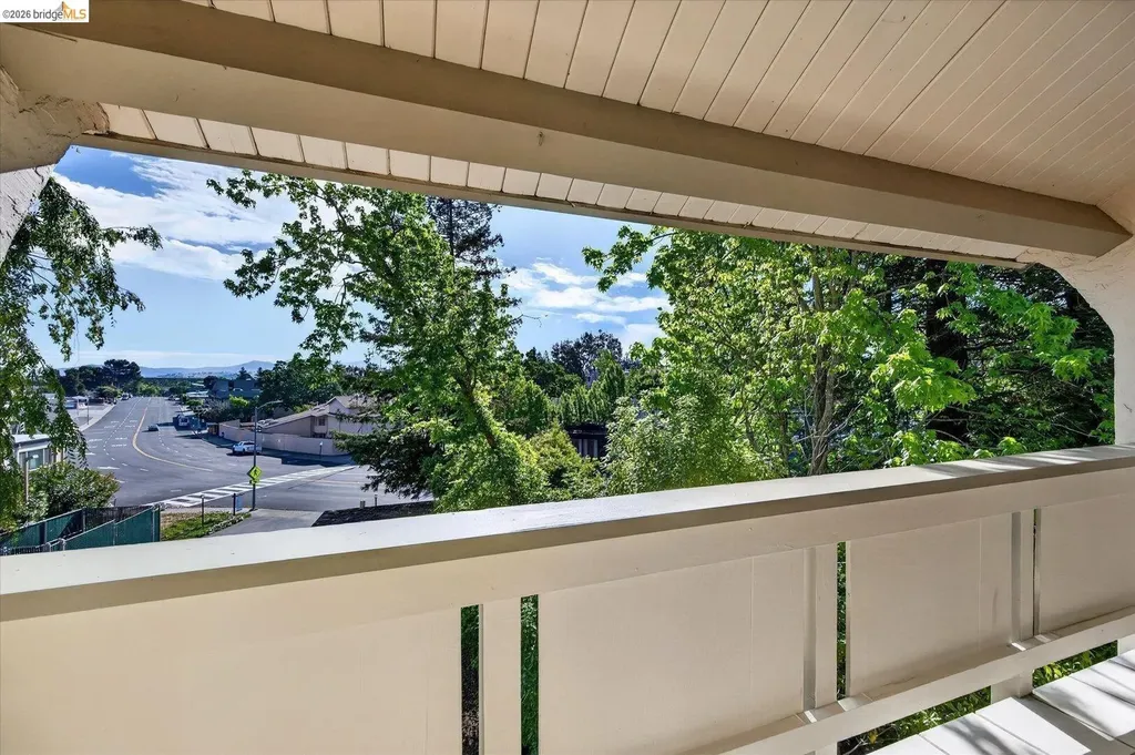 1305 Boulevard Way Walnut Creek CA 94595