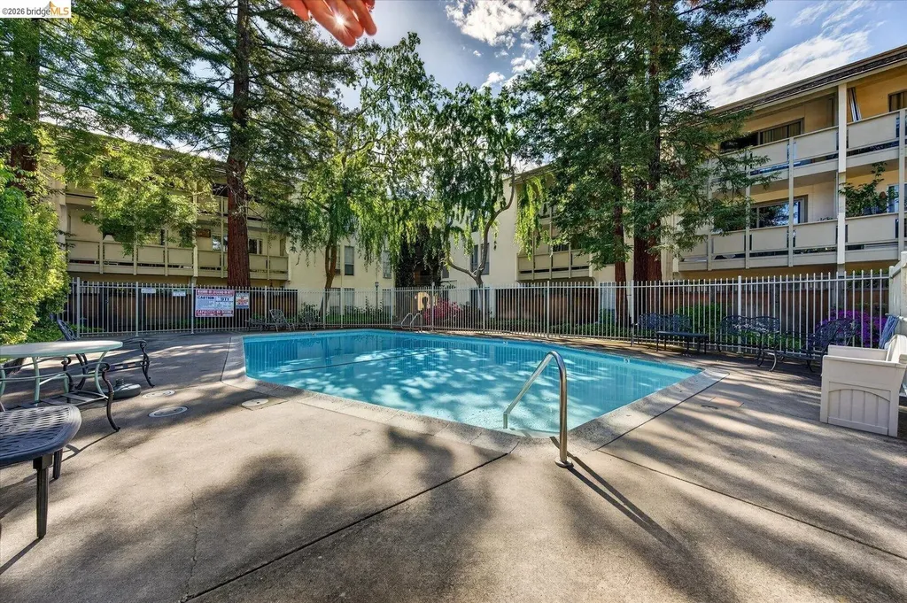 1305 Boulevard Way Walnut Creek CA 94595