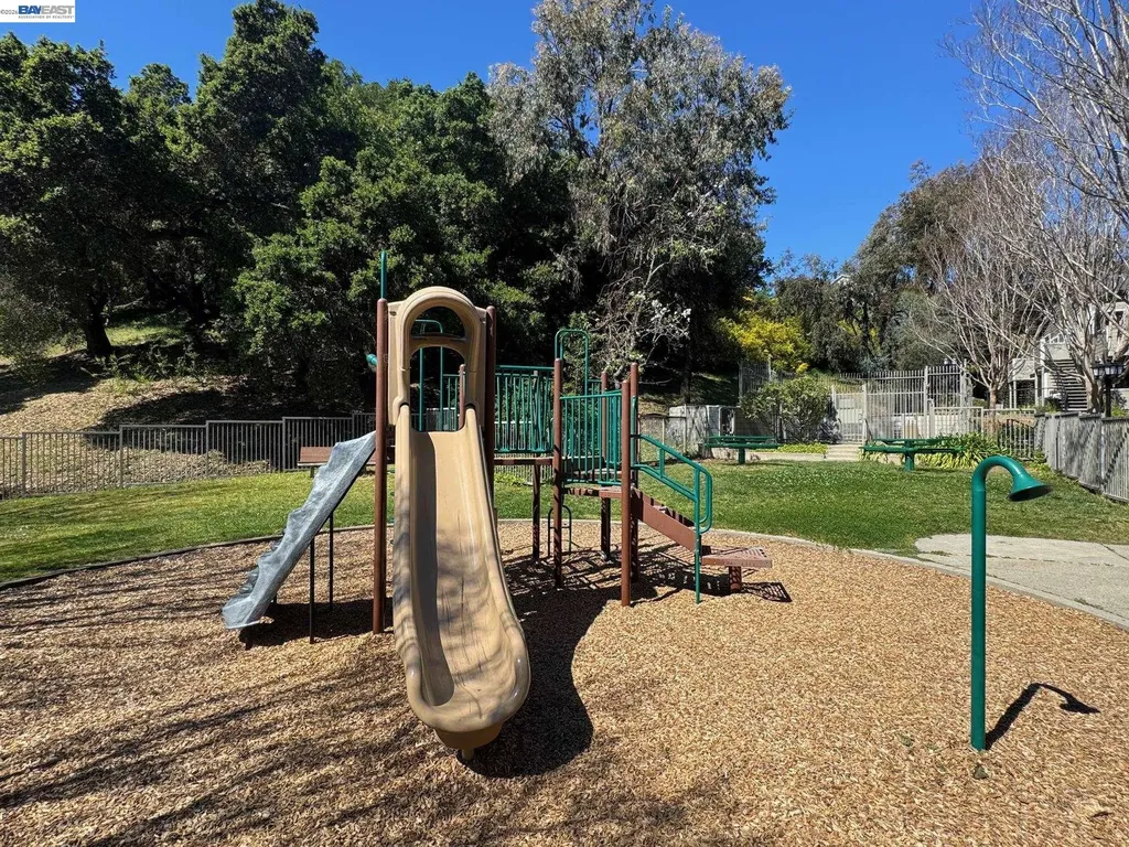 630 Canyon Oaks Drive Oakland CA 94605