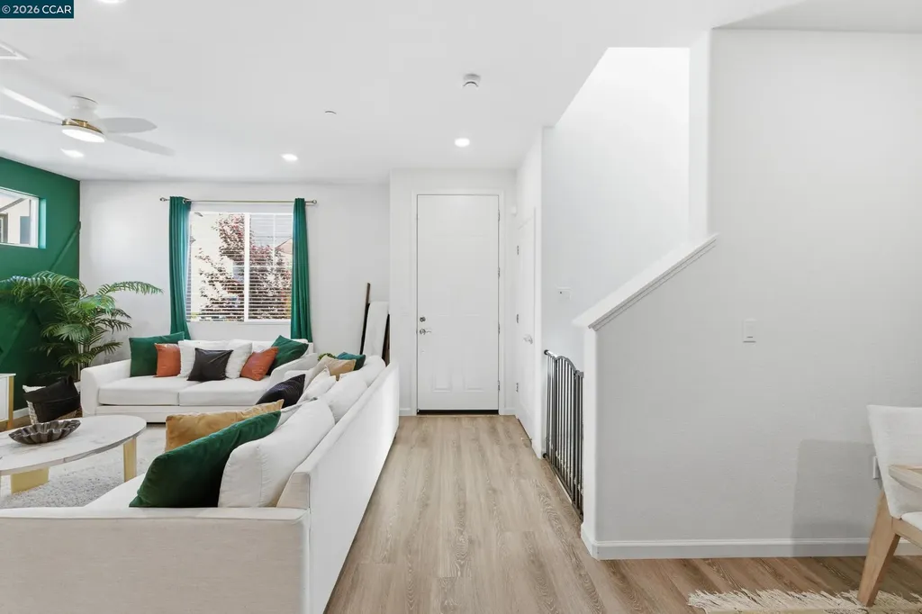5 Brookdale Court Pittsburg CA 94565