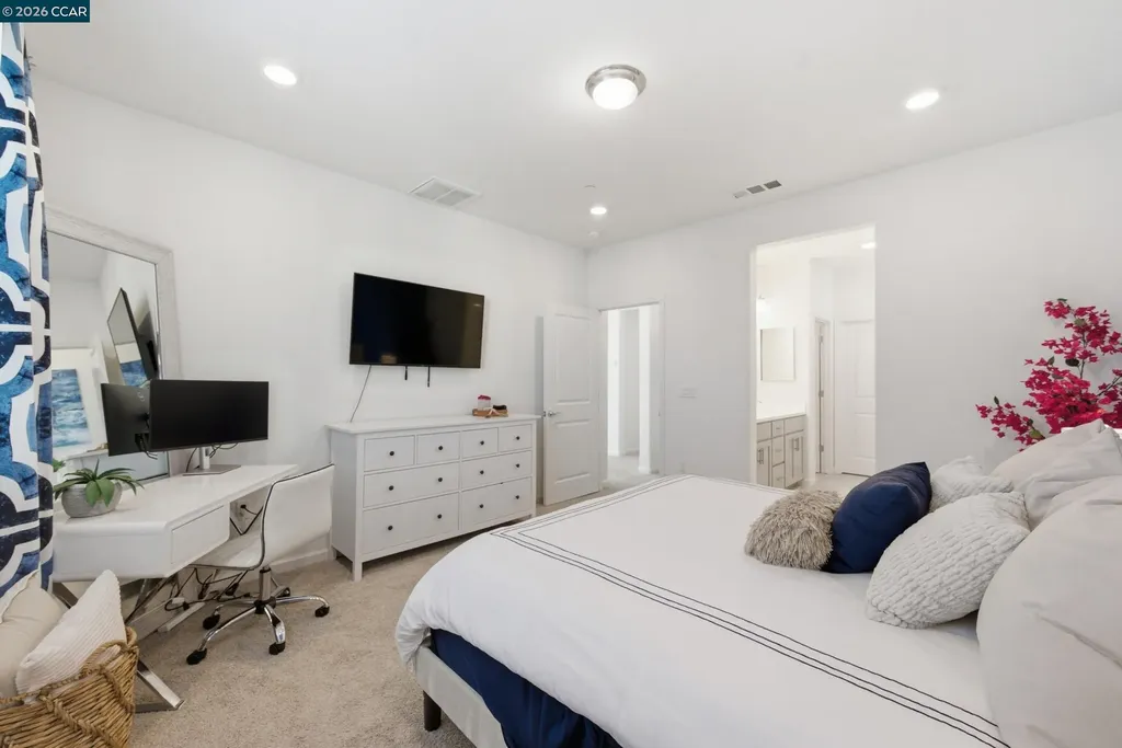 5 Brookdale Court Pittsburg CA 94565