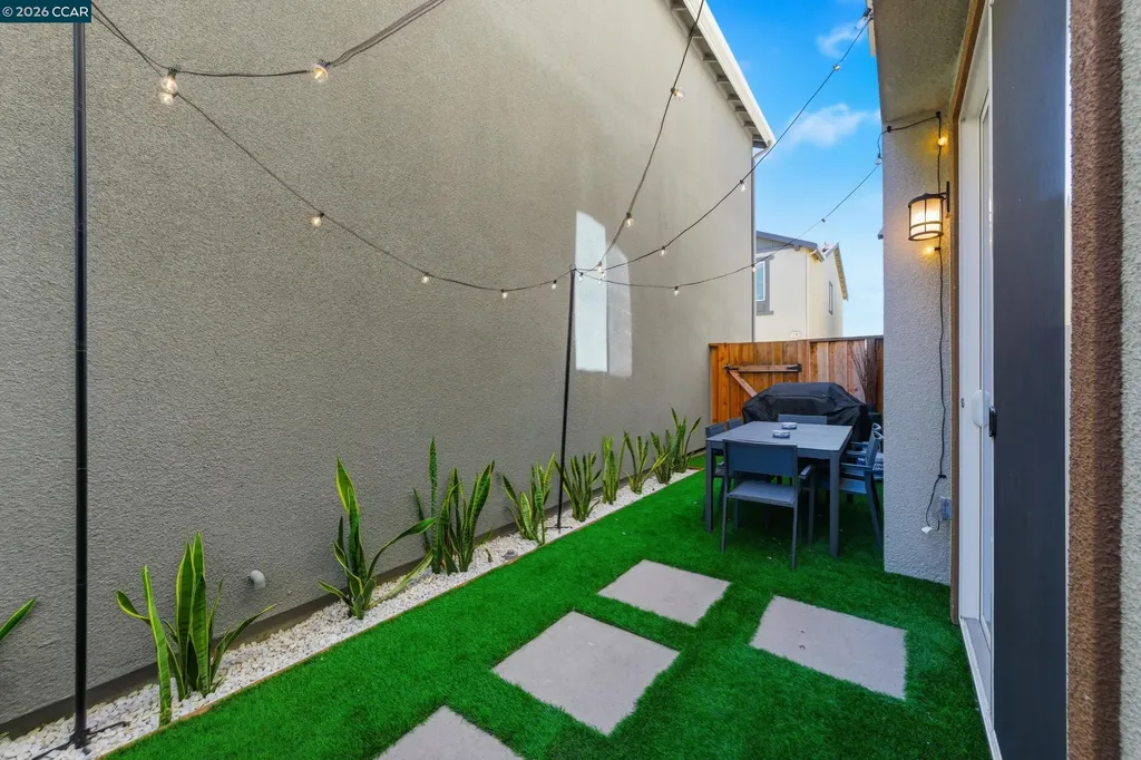 5 Brookdale Court Pittsburg CA 94565