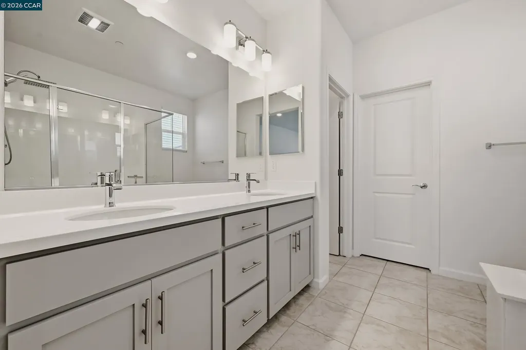 5 Brookdale Court Pittsburg CA 94565