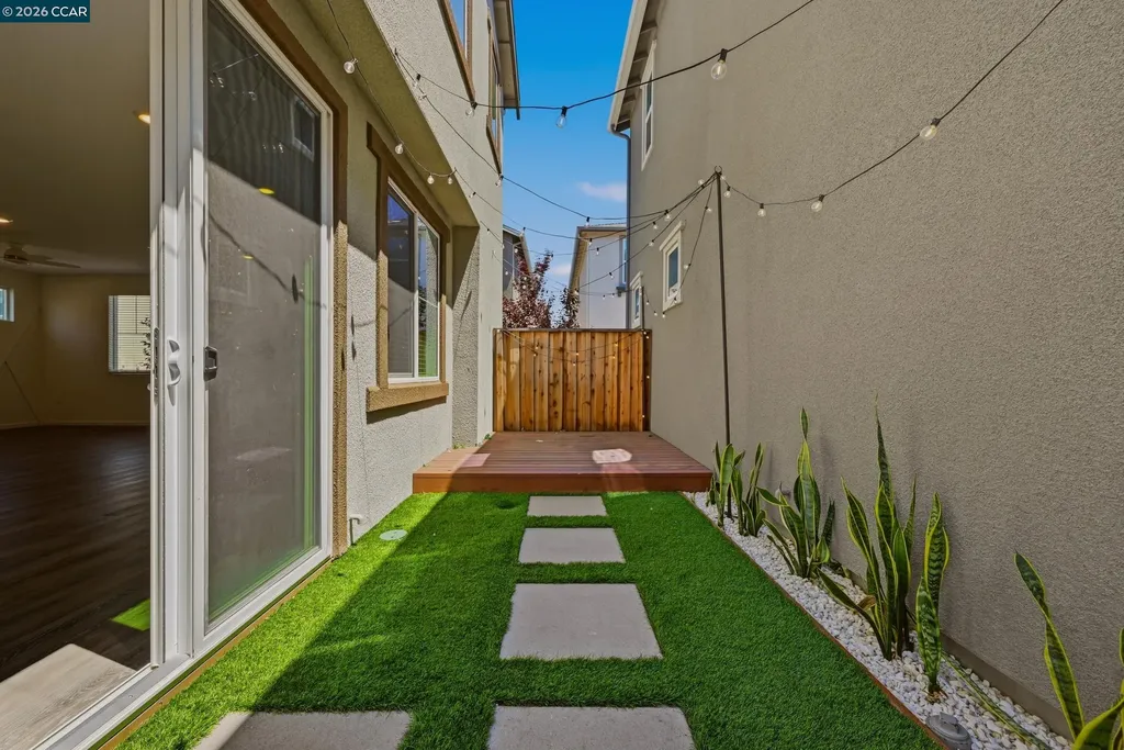 5 Brookdale Court Pittsburg CA 94565