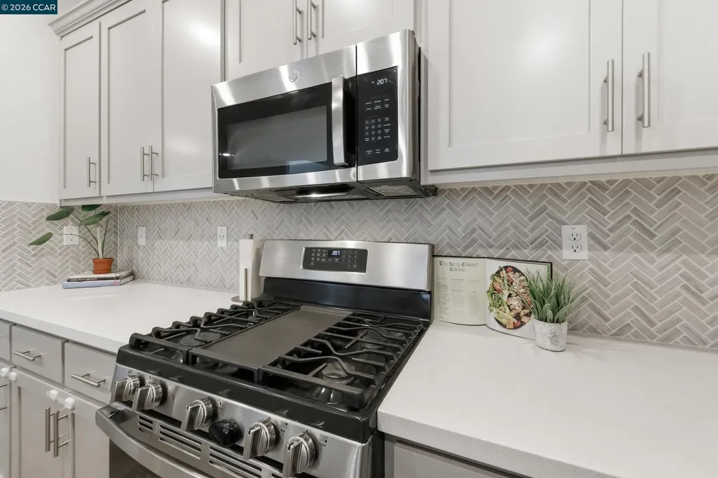 5 Brookdale Court Pittsburg CA 94565