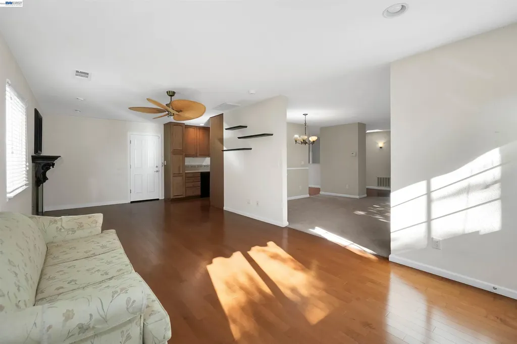 30245 Treeview Street Hayward CA 94544
