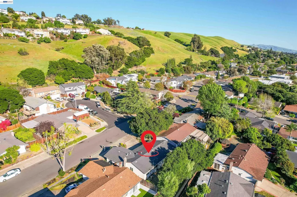 30245 Treeview Street Hayward CA 94544