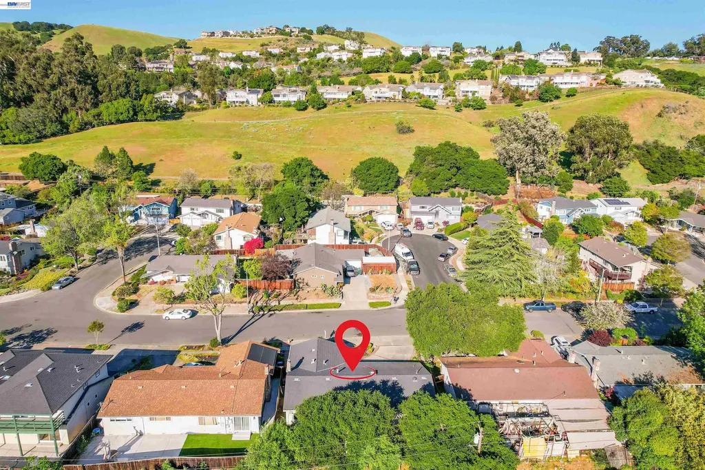 30245 Treeview Street Hayward CA 94544