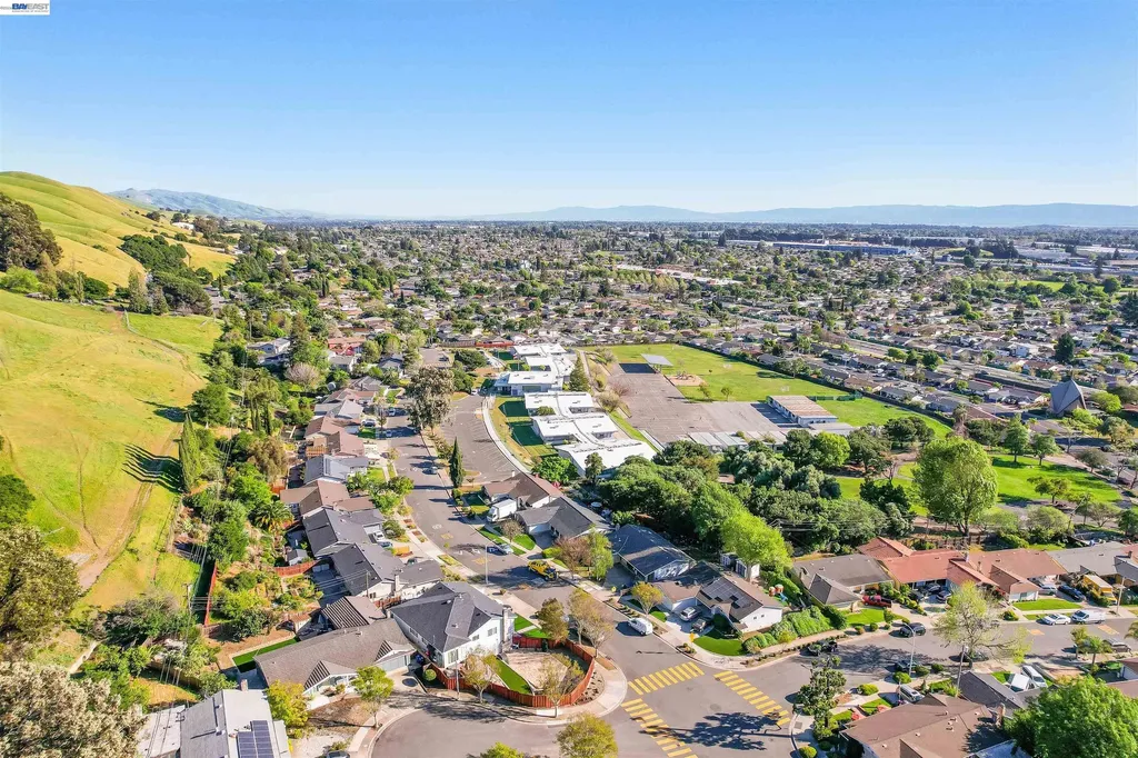 30245 Treeview Street Hayward CA 94544