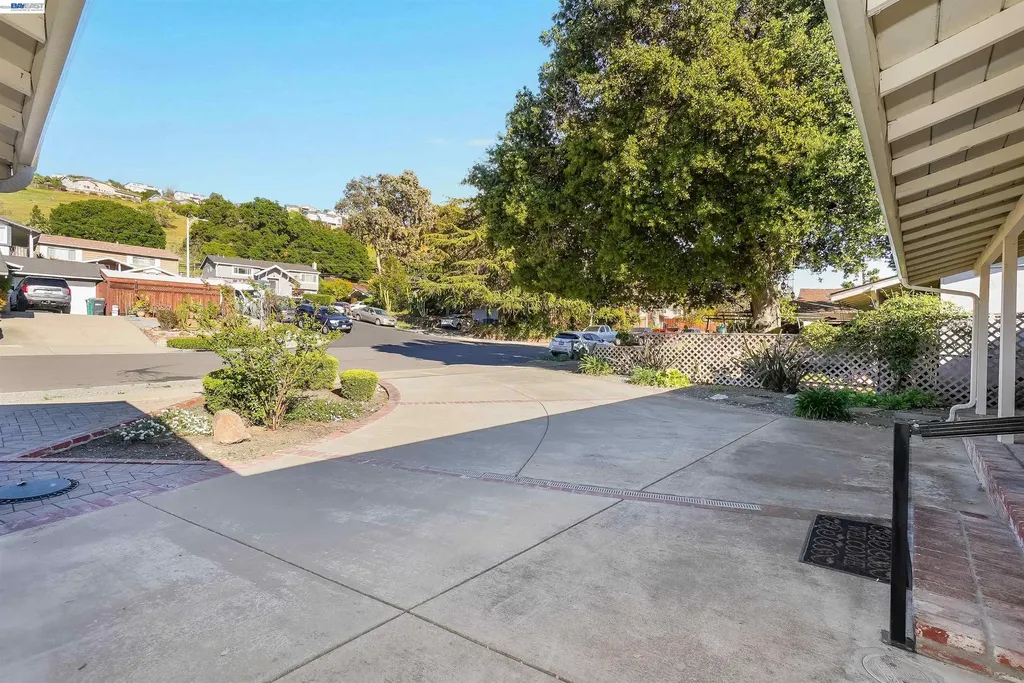 30245 Treeview Street Hayward CA 94544