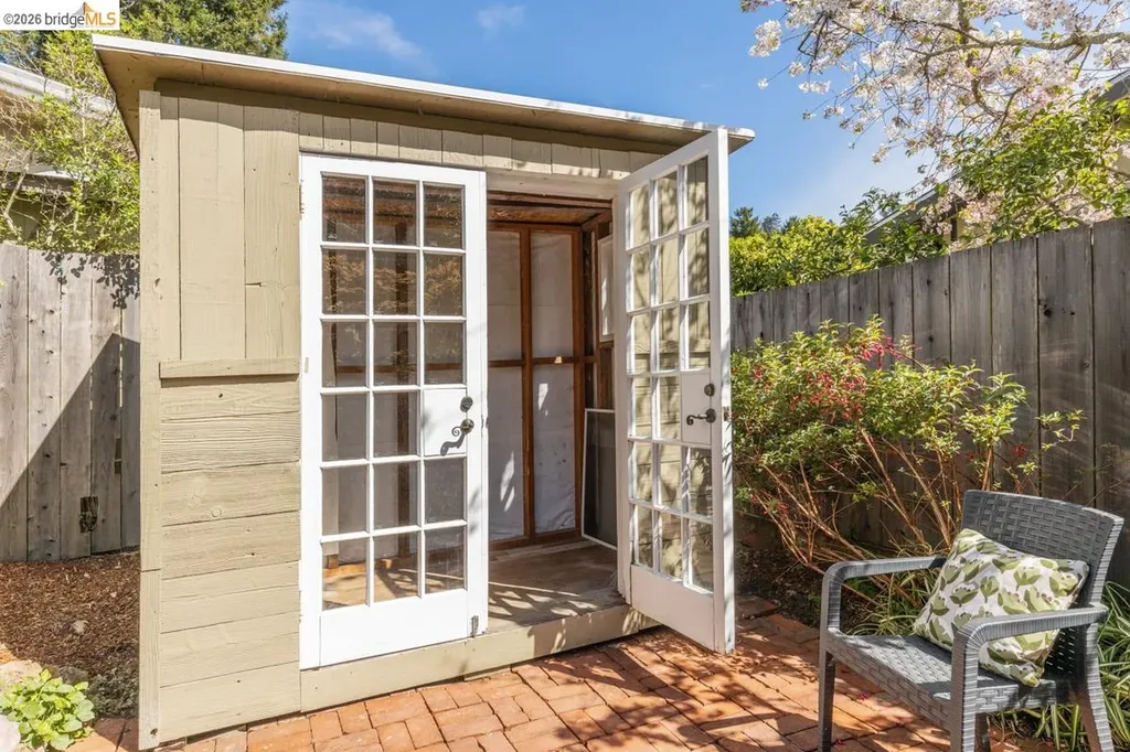 71 Norwood Avenue Kensington CA 94707