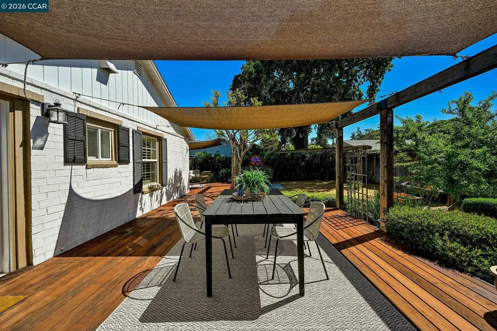 3754 Walnut Avenue Concord CA 94519