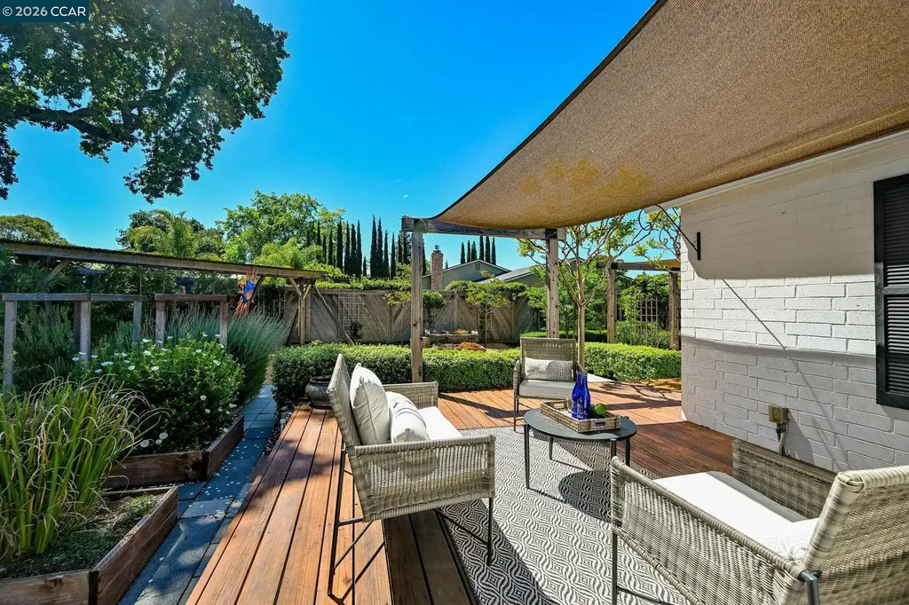 3754 Walnut Avenue Concord CA 94519