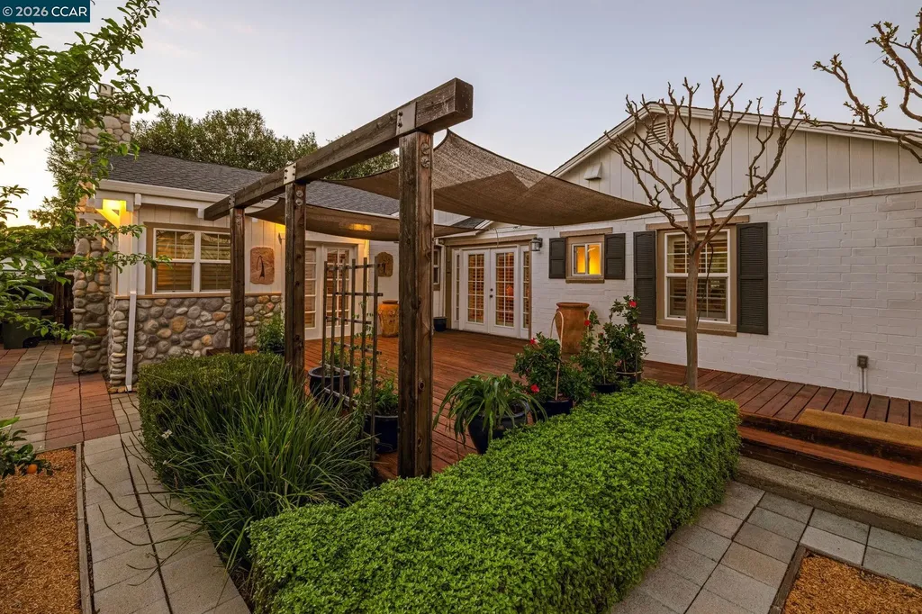 3754 Walnut Avenue Concord CA 94519