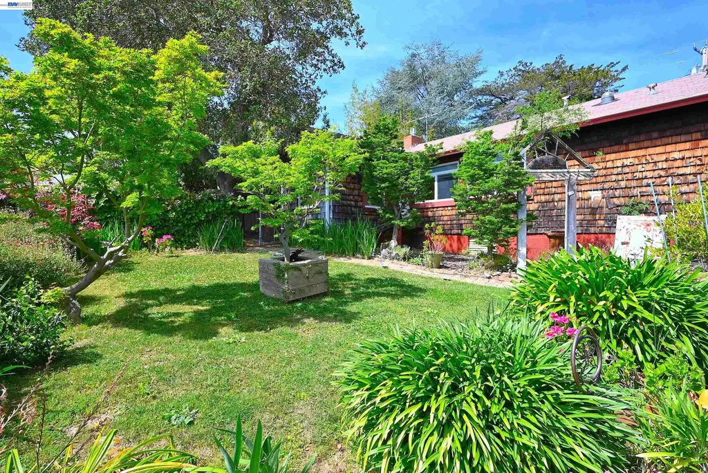 4199 Seven Hills Road Castro Valley CA 94546