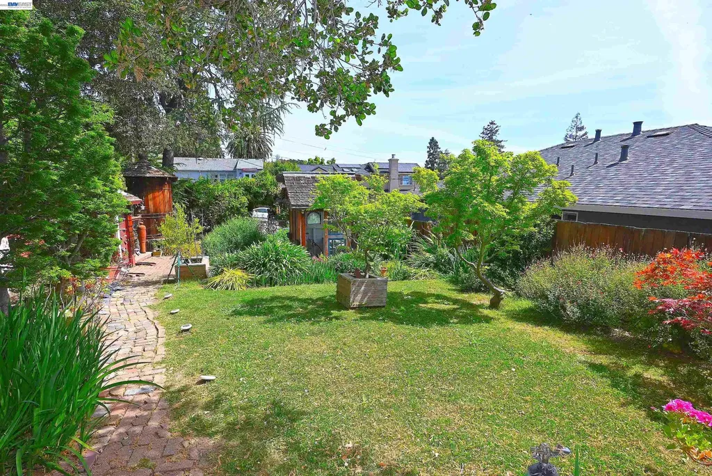 4199 Seven Hills Road Castro Valley CA 94546