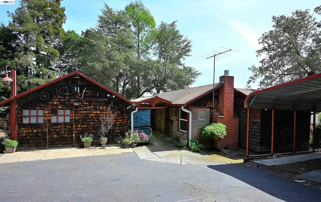 4199 Seven Hills Road Castro Valley CA 94546