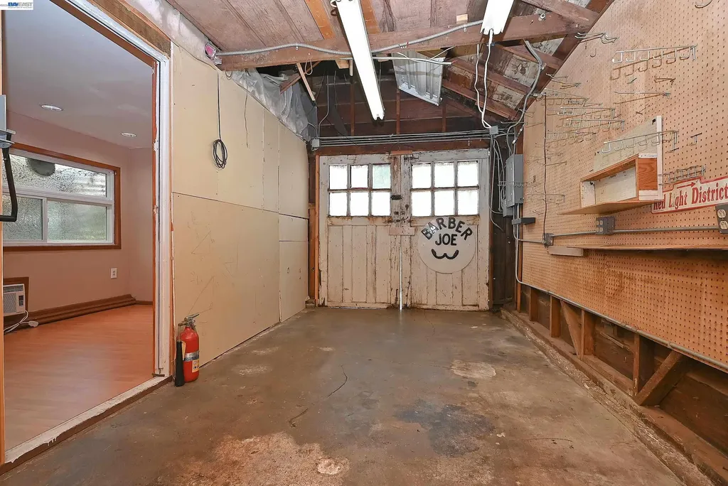 4199 Seven Hills Road Castro Valley CA 94546