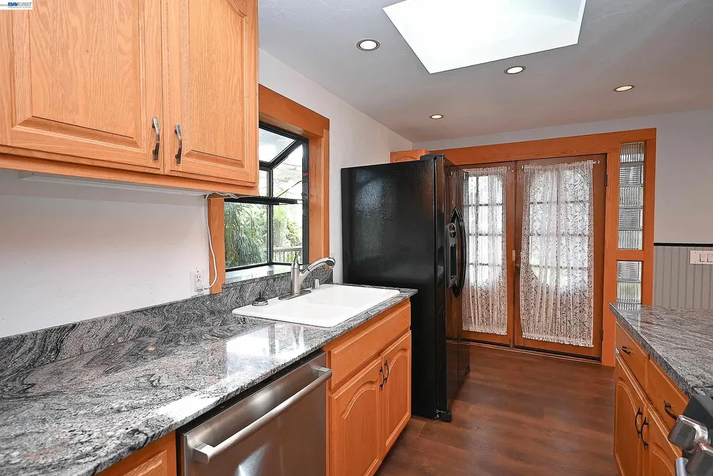 4199 Seven Hills Road Castro Valley CA 94546