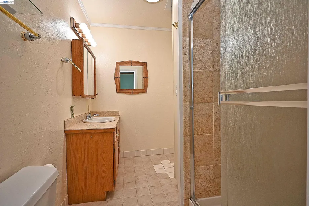 4199 Seven Hills Road Castro Valley CA 94546