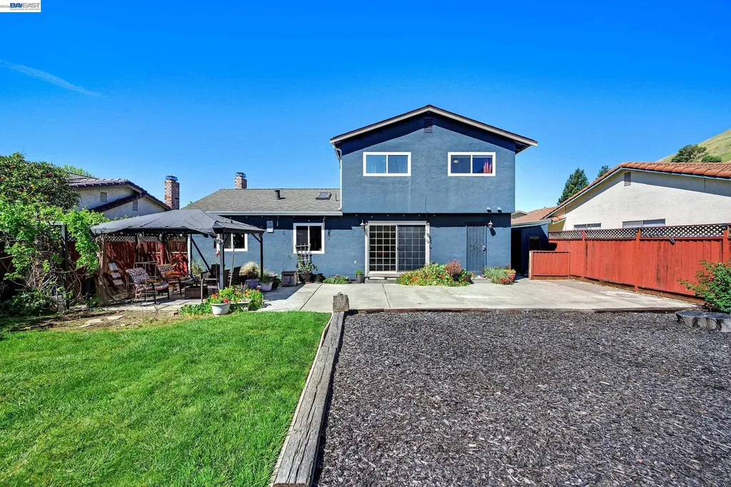 77 Barnes Lane Fremont CA 94536