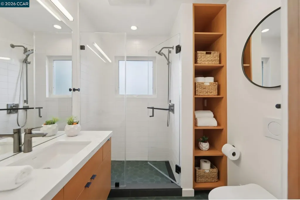 380 Vermont Avenue Berkeley CA 94707