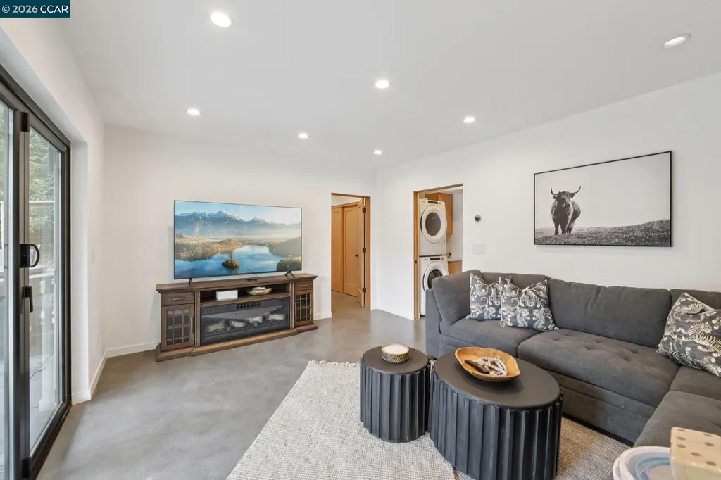 380 Vermont Avenue Berkeley CA 94707