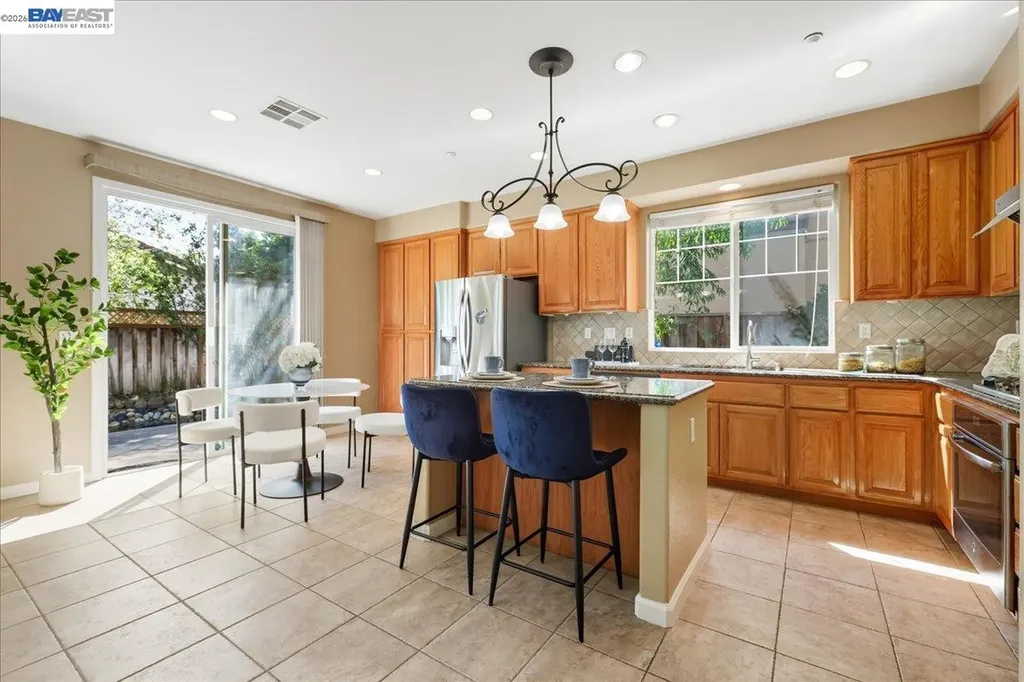 38393 Amaryllis Place Newark CA 94560