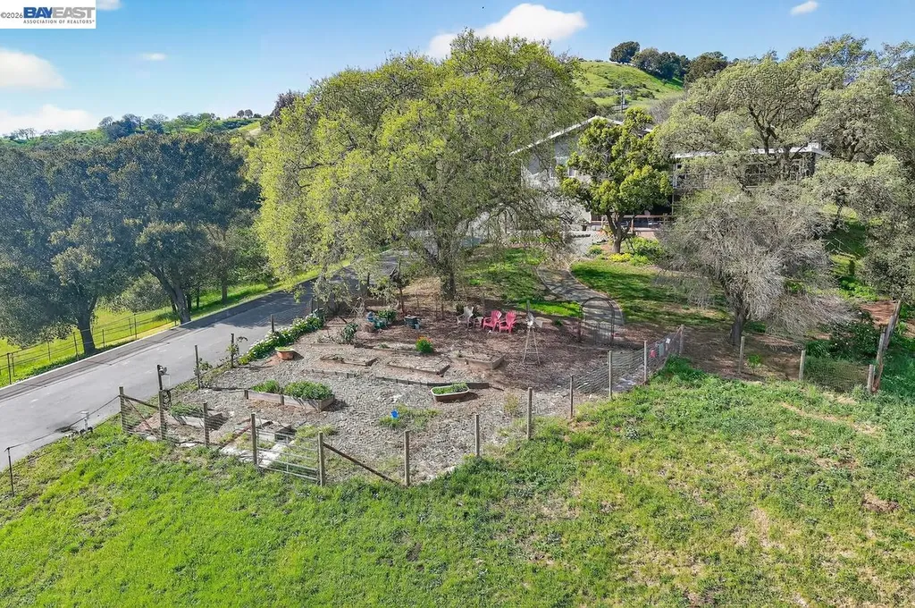 10700 Foothill Road Sunol CA 94586