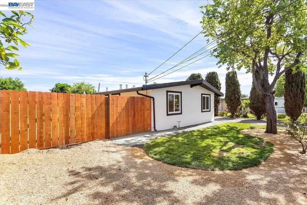 27828 Mandarin Avenue Hayward CA 94544