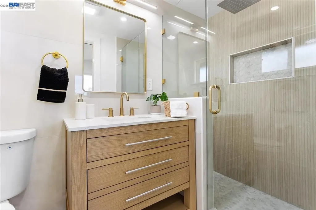 27828 Mandarin Avenue Hayward CA 94544