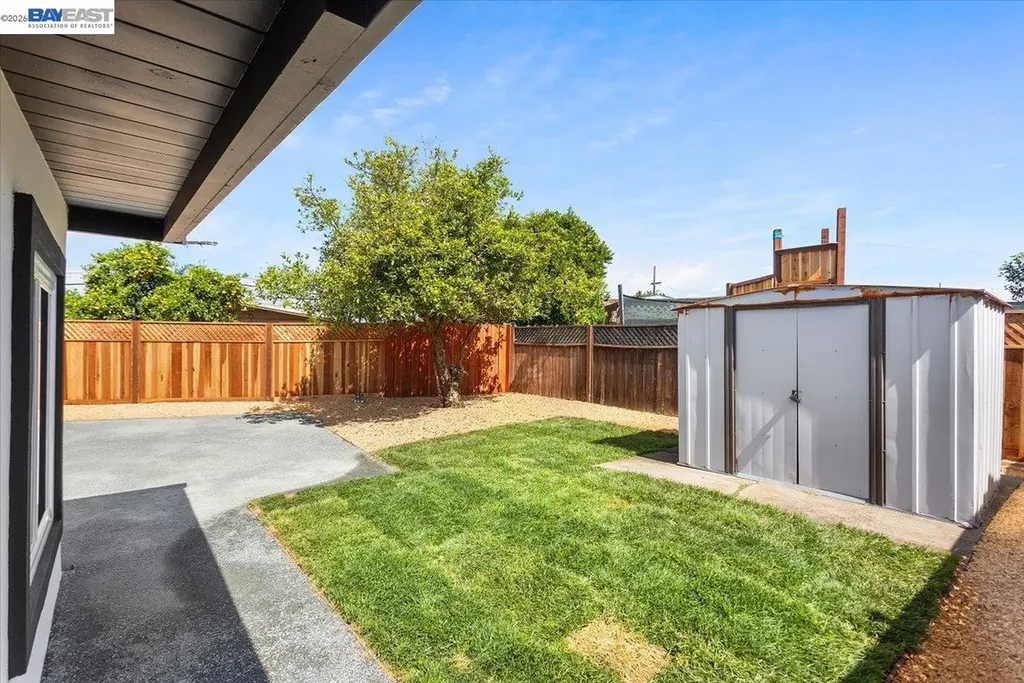 27828 Mandarin Avenue Hayward CA 94544