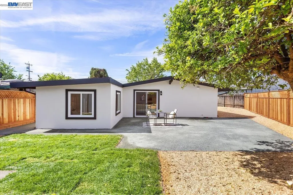 27828 Mandarin Avenue Hayward CA 94544