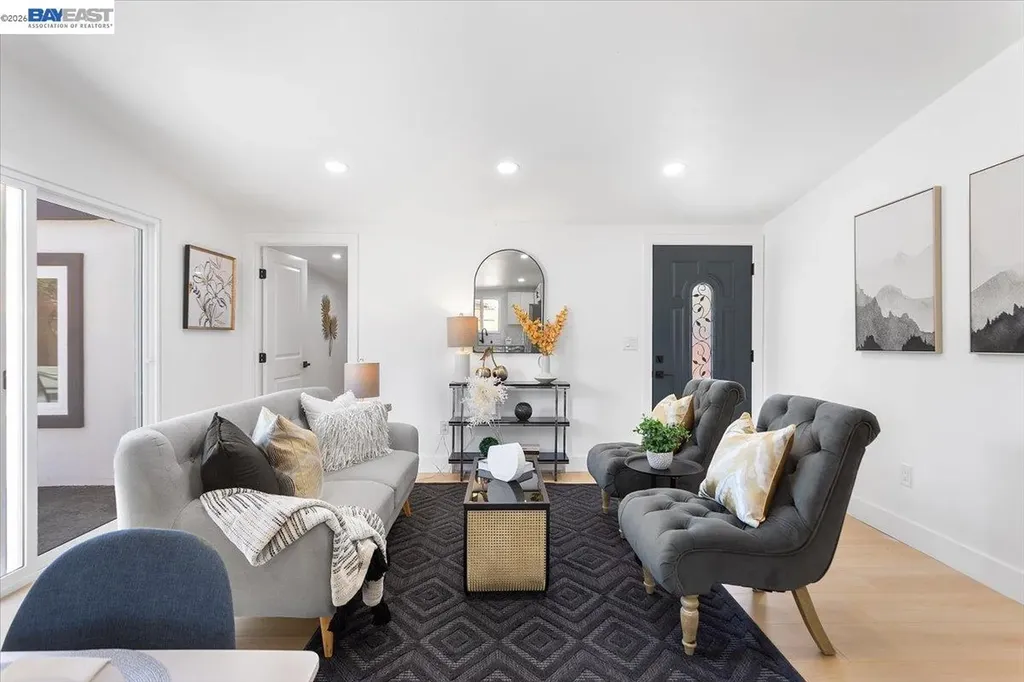 27828 Mandarin Avenue Hayward CA 94544