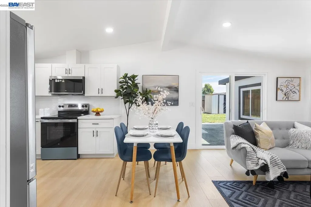 27828 Mandarin Avenue Hayward CA 94544