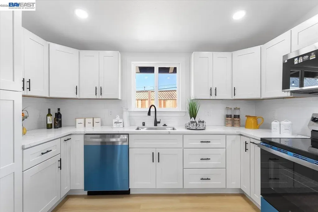27828 Mandarin Avenue Hayward CA 94544