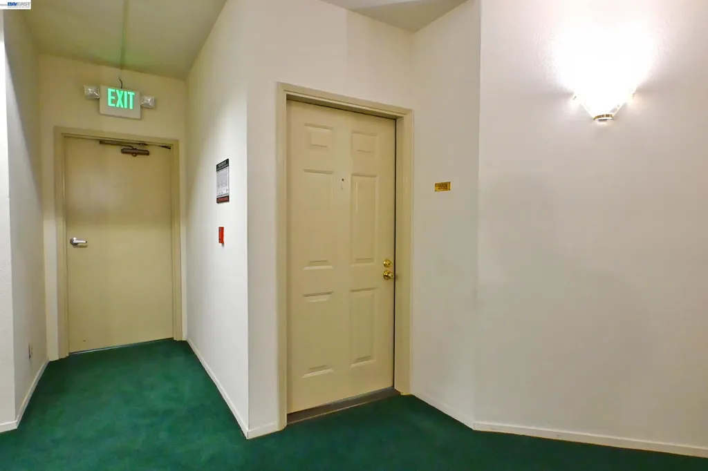 1256 Stanhope Lane Hayward CA 94545