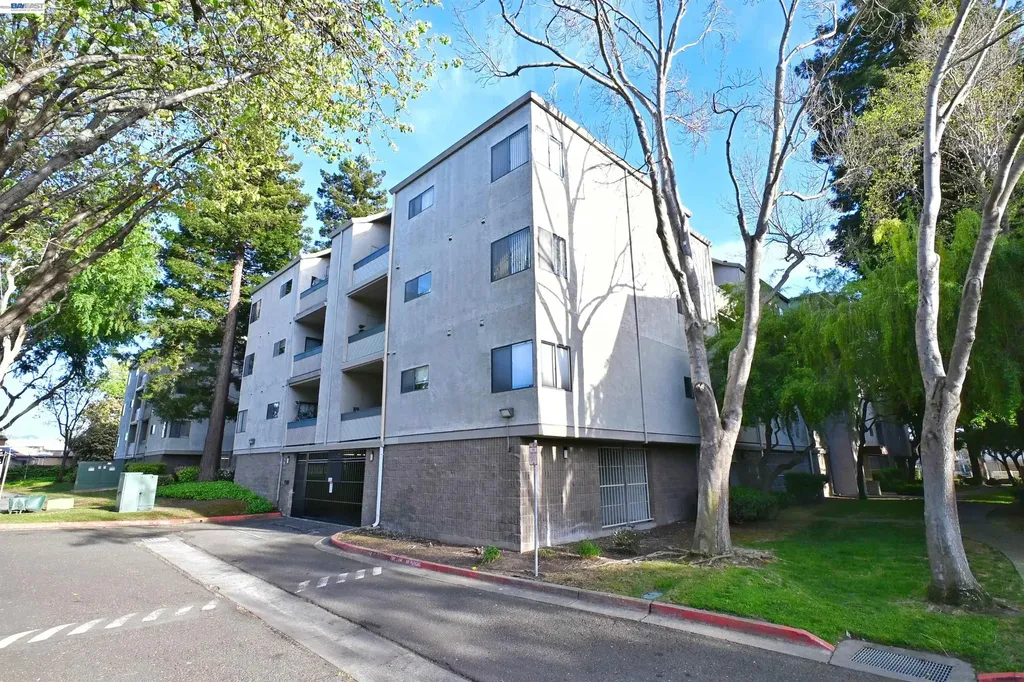 1256 Stanhope Lane Hayward CA 94545