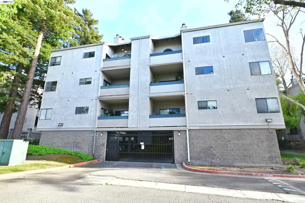 1256 Stanhope Lane Hayward CA 94545