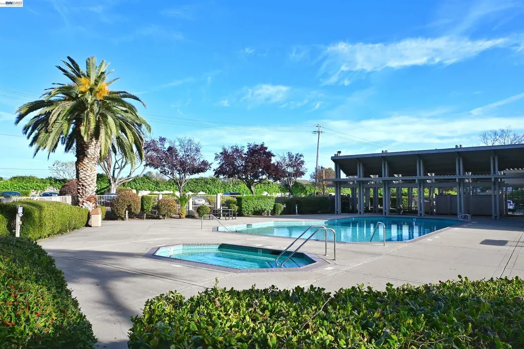 1256 Stanhope Lane Hayward CA 94545