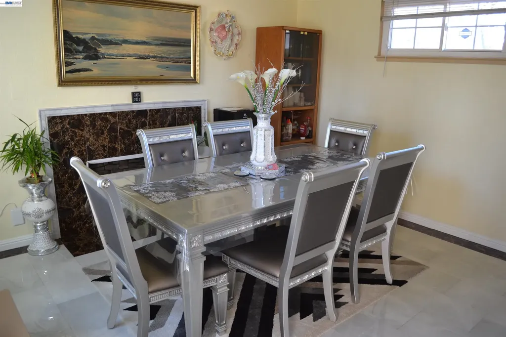 27093 Lemay Way Hayward CA 94544