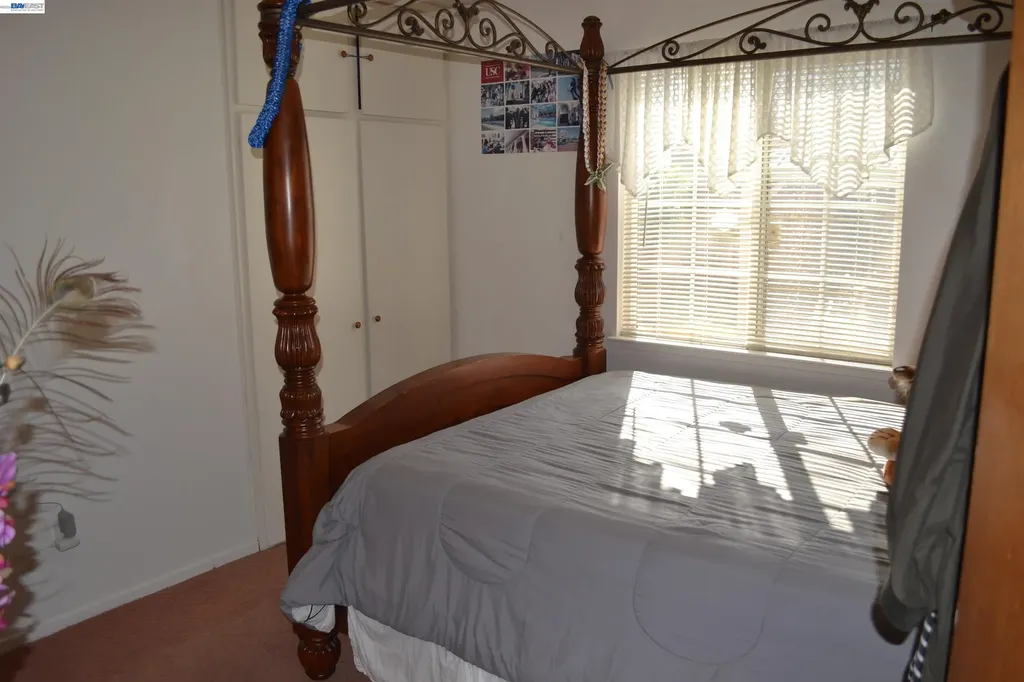 27093 Lemay Way Hayward CA 94544