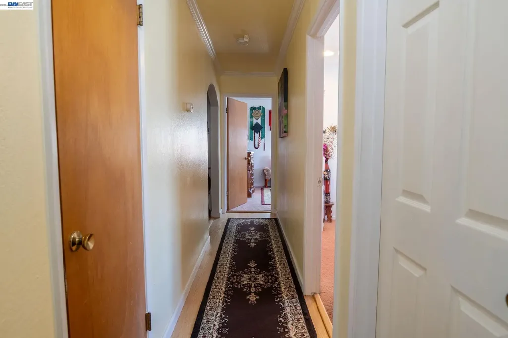 27093 Lemay Way Hayward CA 94544