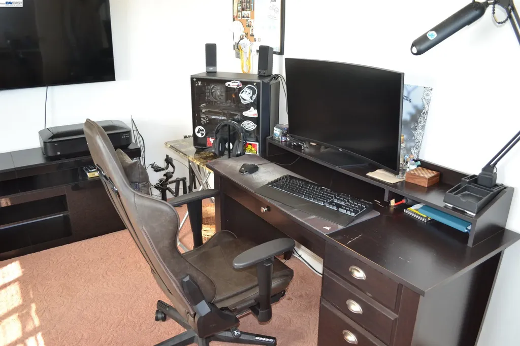 27093 Lemay Way Hayward CA 94544