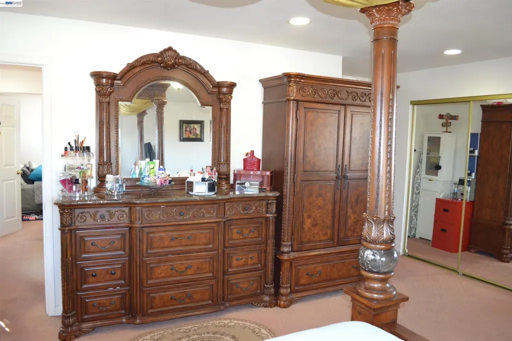 27093 Lemay Way Hayward CA 94544